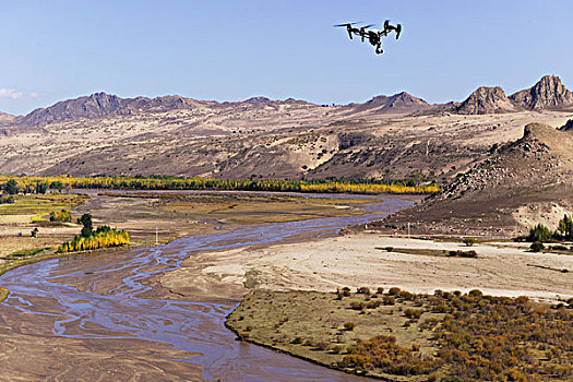 无人机拍摄西拉木伦河