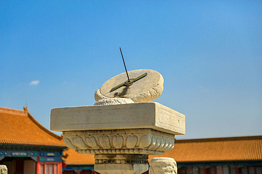 北京故宫里的日晷古代时间计时器
