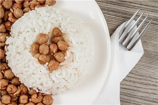 鹰嘴豆,米饭