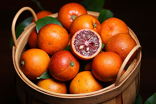 暗调的橙子血橙