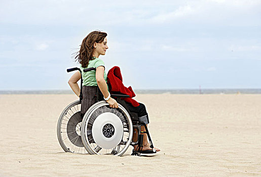 女性,轮椅,使用,海滩