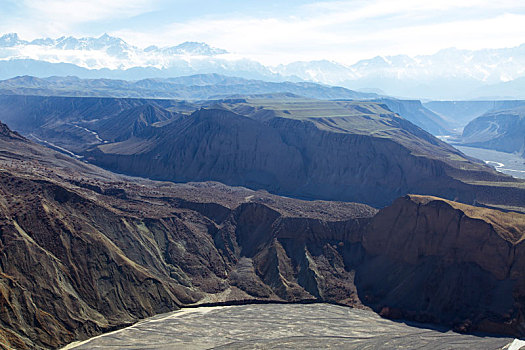 峡谷