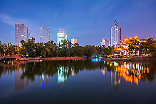 乌鲁木齐城市风光夜景