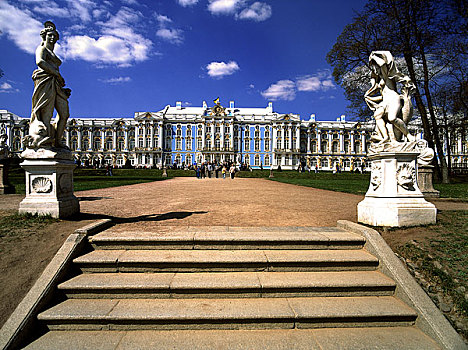 圣彼得堡城市景点叶卡婕琳娜皇宫,南侧,雕塑