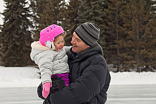 父亲,女儿,户外,滑冰场,艾伯塔省,加拿大