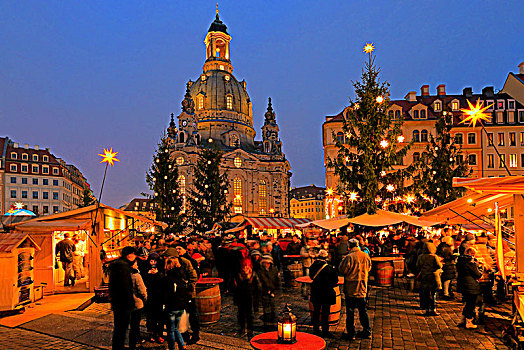 圣诞市场,诺伊马克特,圣母教堂,德累斯顿,萨克森,德国,欧洲