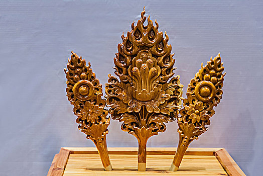 芭蕉扇木雕刻工艺品