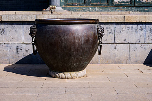 寺庙水缸,铜质水缸