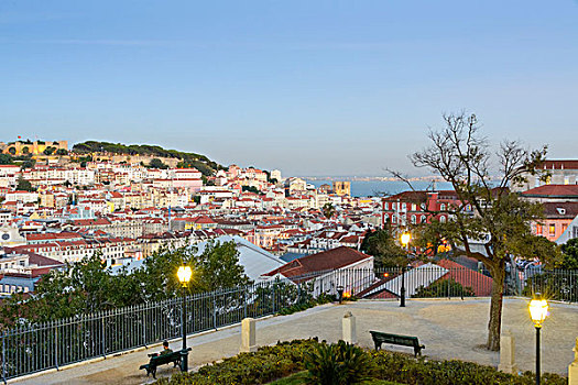 俯视,里斯本,拜洛阿尔托,黄昏,城堡,圣乔治,远景,葡萄牙