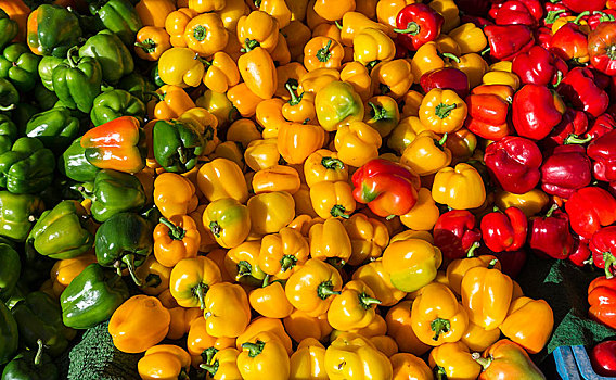 柿子椒,椒,绿色,黄色,红色,市场货摊,荷兰