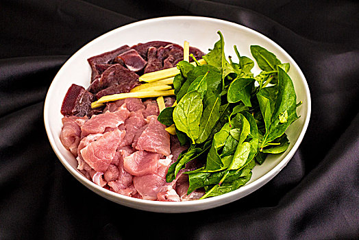 猪肝瘦肉枸杞汤食材静摄