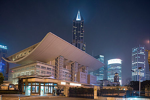 上海大剧院夜景
