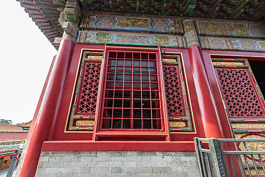 北京故宫交泰殿方格窗