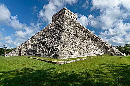 金字塔,卡斯蒂略金字塔,玛雅,城市,奇琴伊察,发掘地,尤卡坦半岛,墨西哥,中美洲