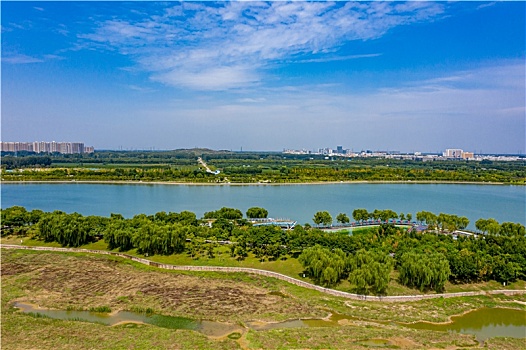 航拍河南郑州象湖生态湿地公园,郑州白沙园区