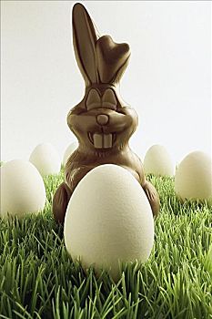 复活节巧克力兔,蛋