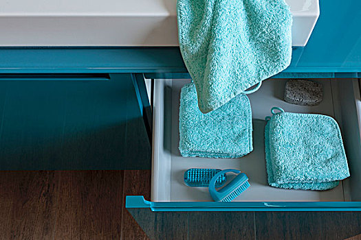 折叠,青绿色,毛巾,洗,器具,打开,抽屉,盥洗盆