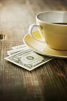 咖啡杯,纸币