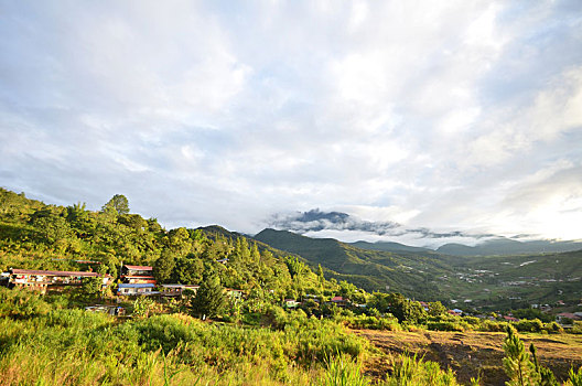 京那巴鲁山,日出