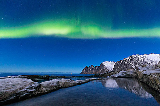 北极光,高处,湾,面对,挪威,欧洲