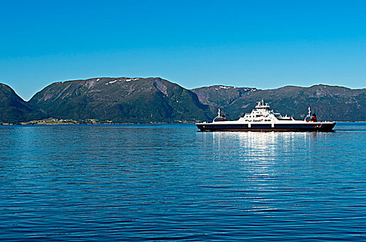 渡轮,穿过,松恩峡湾,挪威,欧洲