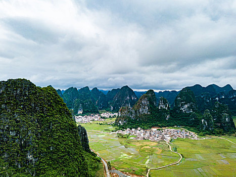 广西钟山十里画廊