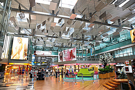 樟宜机场免税店图片
