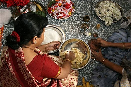 西方人,加尔各答,印度教,女人,做饭,典礼