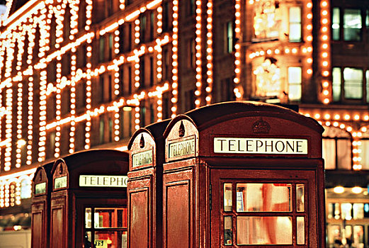 英国,英格兰,伦敦,骑士桥街区,照亮,电话亭,正面,哈洛兹,大幅,尺寸