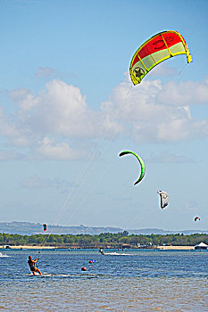 风筝冲浪手,海滩,沙努尔,巴厘岛,印度尼西亚,亚洲
