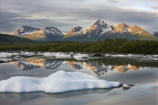 结冰,湖,靠近,瓦尔德斯半岛,阿拉斯加,美国,北美
