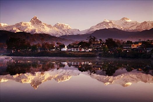 反射,山峦,湖,波卡拉,尼泊尔