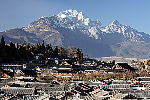 丽江与雪山