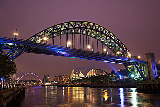 泰恩河,桥,夜晚,泰恩河畔纽卡斯尔,英国