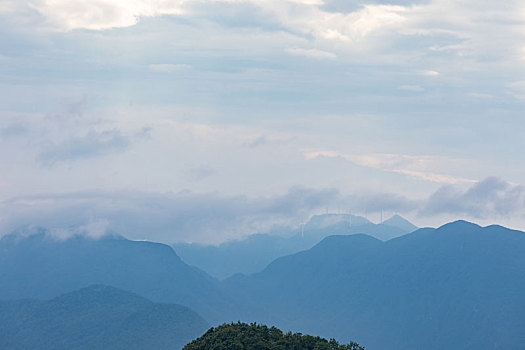 山中云雾