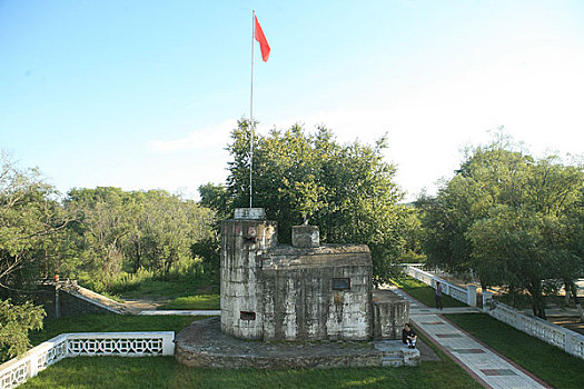 黑龙江,珍宝岛上对前苏联作战时遗留碉堡