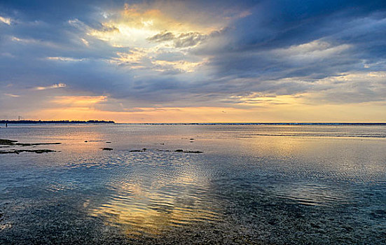 日落,上方,海洋,亮光,云,反射,浅水,岛屿,印度尼西亚