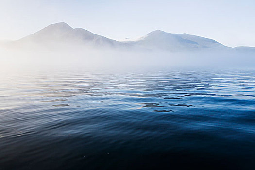 蓝色,海洋,围绕,阿留申群岛,雾,堤岸,隐藏,风景,山,火山,假的,西南方,阿拉斯加,美国