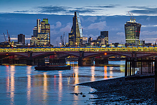英格兰,伦敦,城市,天际线,黑衣修道士桥,黎明