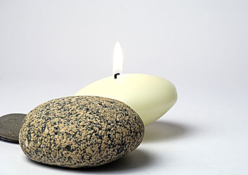 石头,蜡烛