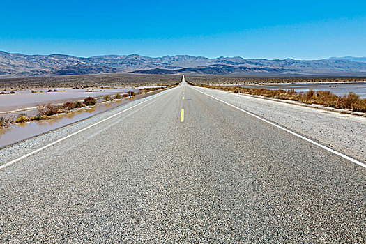 空,沙漠公路,伸展,远景,死亡谷国家公园,加利福尼亚,美国