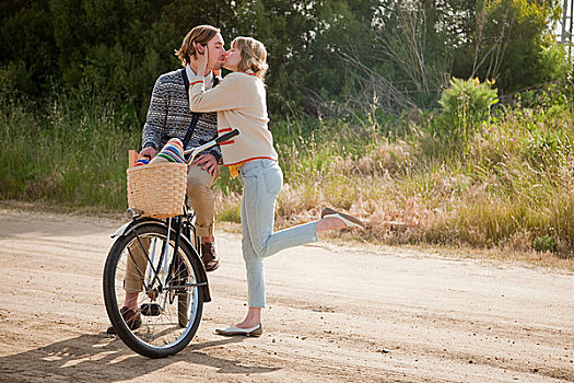 吻,伴侣,自行车