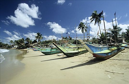渔船,沙滩