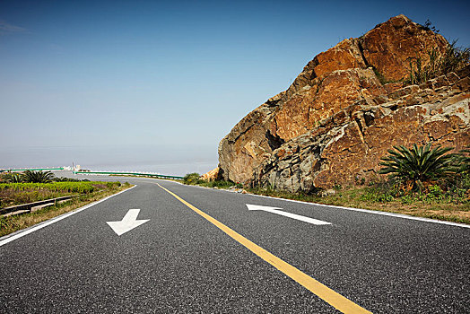 高山上的盘山公路