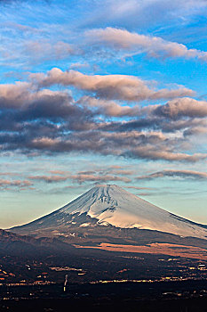 富士山及周边河口湖,日本的城市