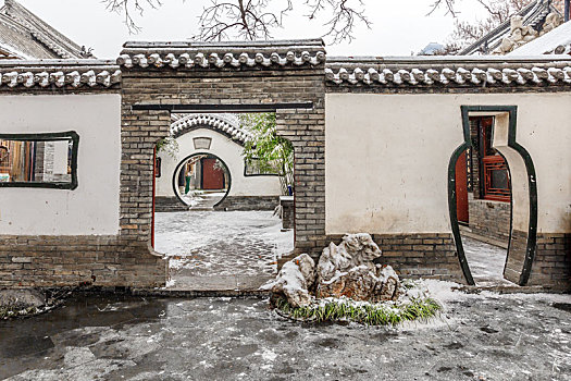 中国山东省潍坊市十笏园雪景