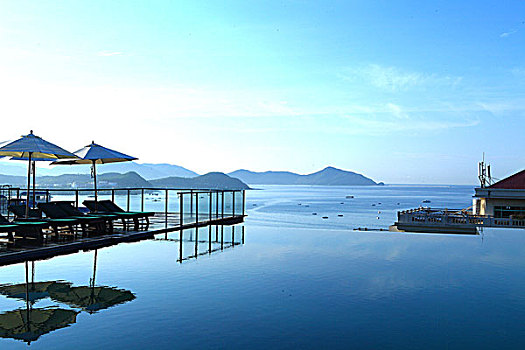 三亚海景泳池