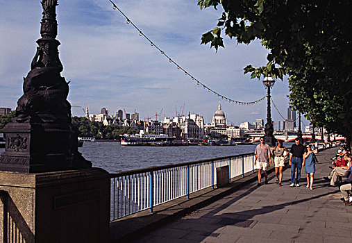 游客,走,河边,泰晤士河,伦敦,英格兰