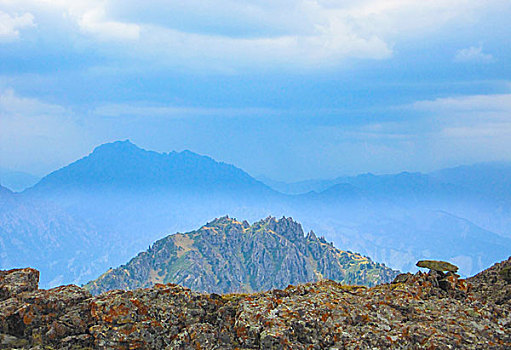 新疆天山南山