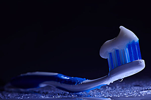 蓝色,白色,牙刷,牙膏,围绕,水